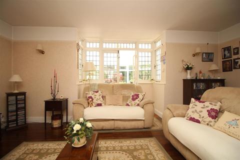 West View Worthing Road, Southwater, Horsham, RH13 9BH