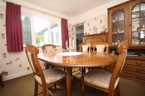 West View Worthing Road, Southwater, Horsham, RH13 9BH