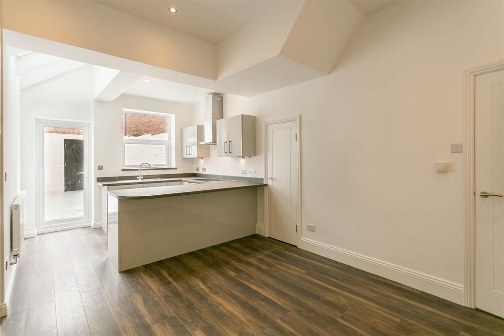 Lodore Road, High West Jesmond, Newcastle upon Tyne 3 bed terraced