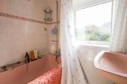 8 Stannington Grove, Sunderland, SR2 9EG