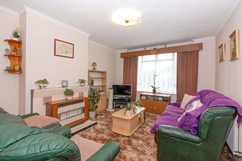 73 Cedar Avenue, Worthing, BN13 2HU