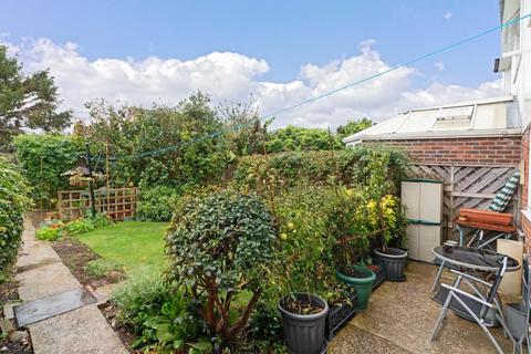 73 Cedar Avenue, Worthing, BN13 2HU