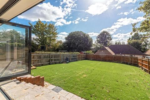 44 Arundel Road, Worthing, BN13 3EQ