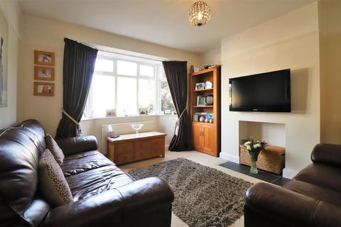 14 Lyndhurst Road, Bexleyheath, DA7 6DF