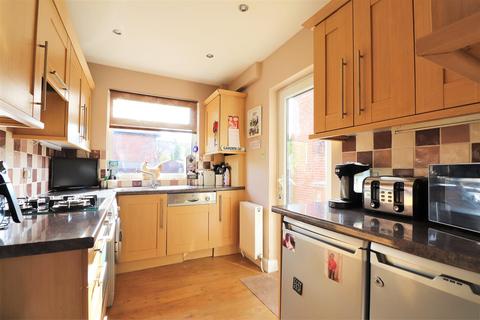 14 Lyndhurst Road, Bexleyheath, DA7 6DF