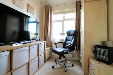 14 Lyndhurst Road, Bexleyheath, DA7 6DF