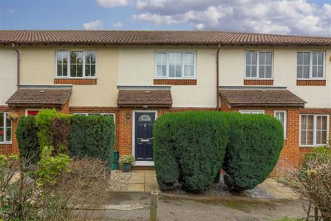 40 Pemberley Chase, West Ewell, Epsom, KT19 9LL