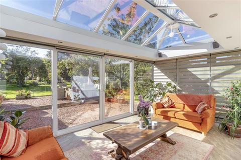 26 Beechwood Grove, Harrogate, HG2 8QP