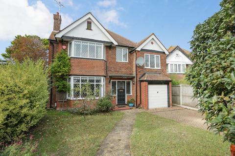 12 Avenue Gardens, Cliftonville, Margate, CT9 3BD