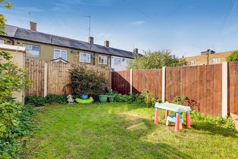 17 Duff Street, London, E14 6DL