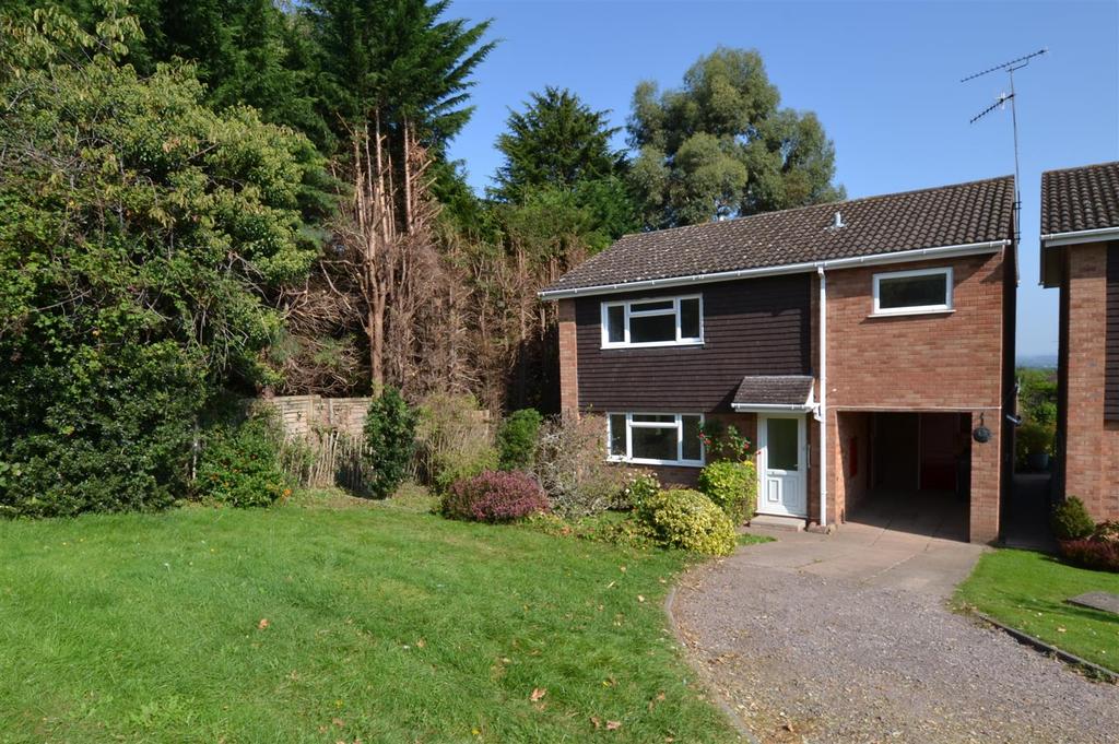 Walnut Crescent, Malvern 4 bed detached house £345,000
