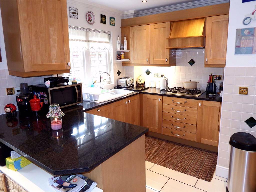 Pryor Court, Stevenage, Hertfordshire, SG1 2 bed retirement property £340,000
