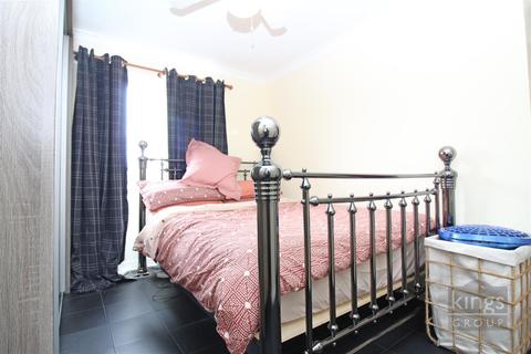 368 Milwards, Harlow, CM19 4SP