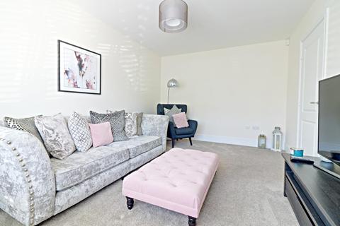 8 Bletchley Way, Horsforth, Leeds, LS18 4FZ