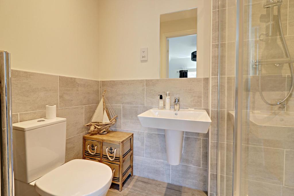Ensuite shower room