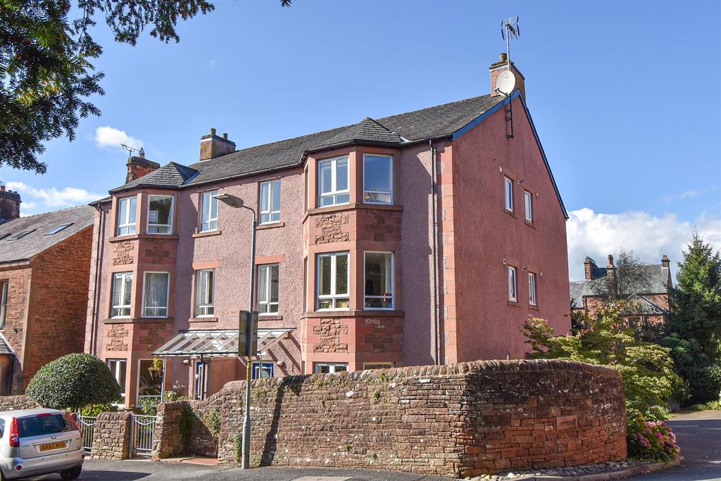Lowther Street, Penrith 2 bed apartment £130,000
