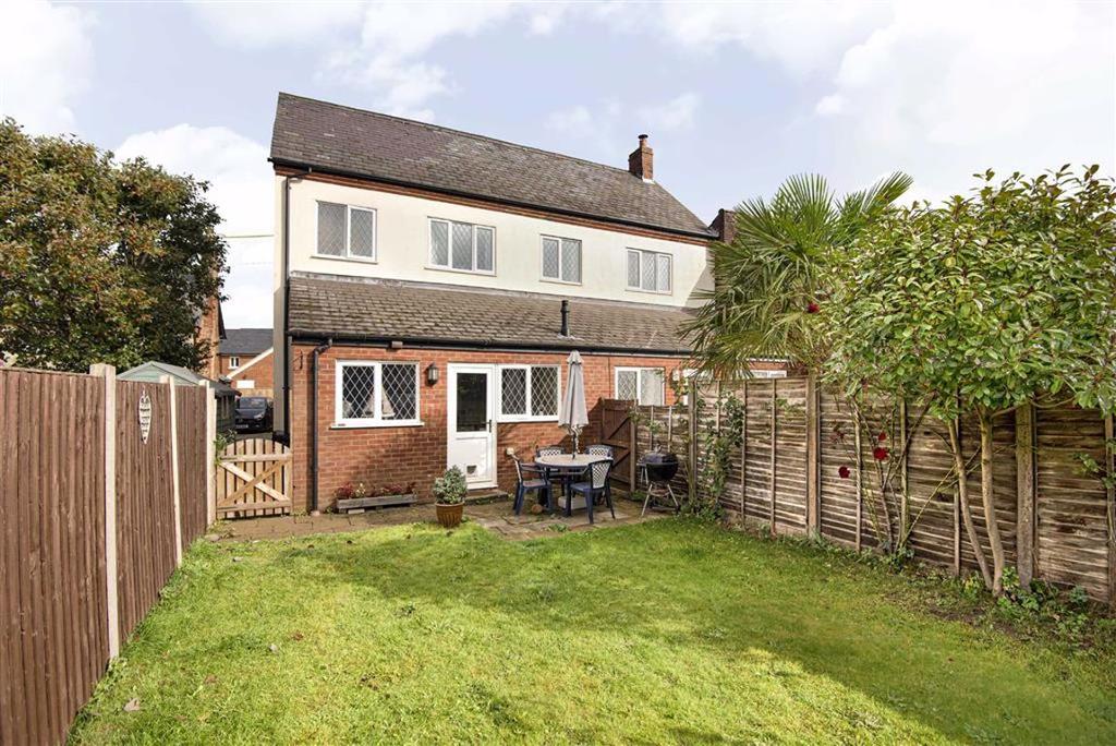 Jockey Lane, Bromham, Wiltshire 2 bed house £239,950