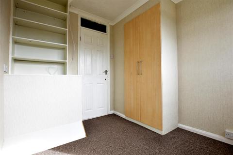 1 Grangeways Close, Northfleet, Gravesend, DA11 8NX