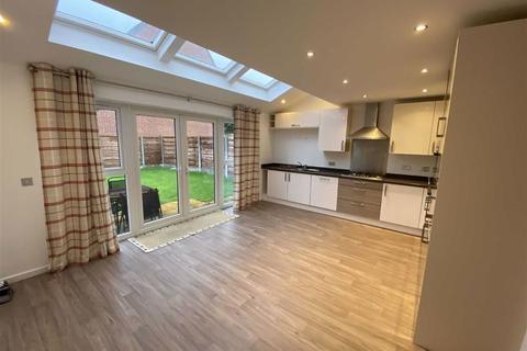 16 Neptune Close, Salford, M7 1AX