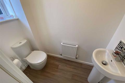 16 Neptune Close, Salford, M7 1AX