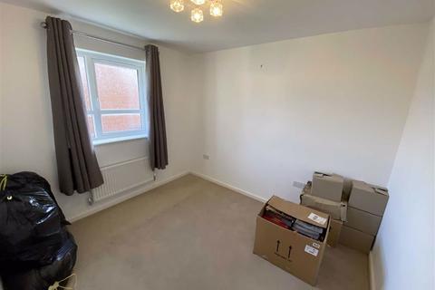16 Neptune Close, Salford, M7 1AX