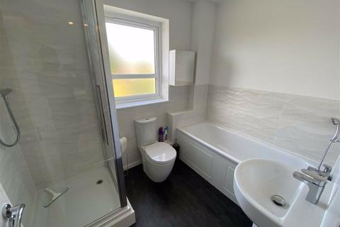 16 Neptune Close, Salford, M7 1AX
