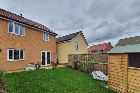9 Popular Road, Great Blakenham, Ipswich, IP6 0GN