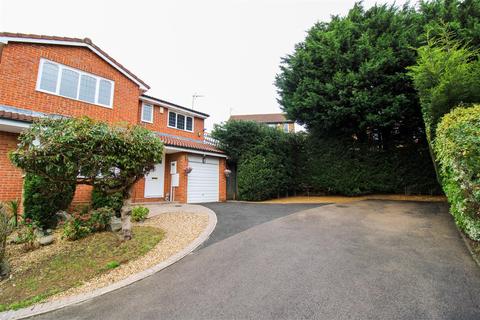 26 Whiteheart Close, Northampton, NN3 9GA