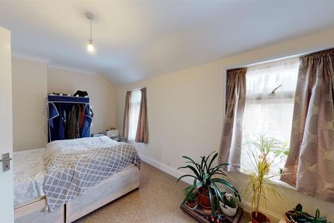 75 Cornwallis Avenue, Aylesham, Canterbury, CT3 3HG
