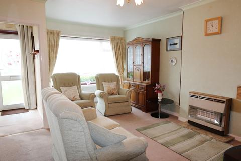 14 Augustus Drive, Alcester, B49 5HH
