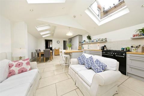 51 Wick Road, Teddington, TW11 9DN