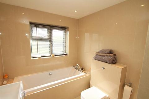 18 Ebrington Road, Harrow, HA3 0LR