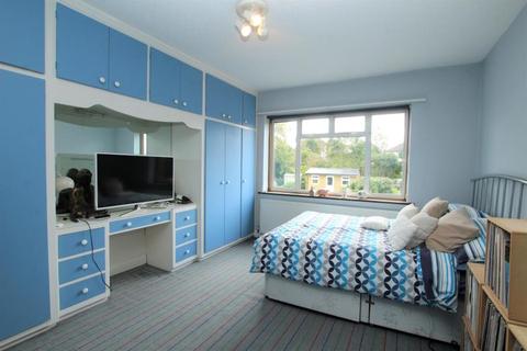 18 Ebrington Road, Harrow, HA3 0LR