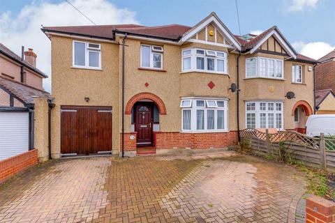 36 Courtenay Road, Worcester Park, KT4 8RY