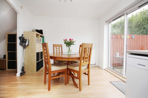 44 Carn Celyn, Beddau, Pontypridd, CF38 2TF