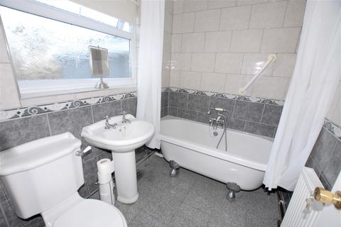 20 Dove Close, Hythe, CT21 6RB