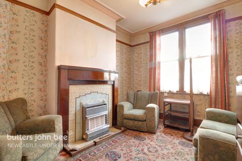 33 Ashfields New Road, Newcastle, ST5 2DH