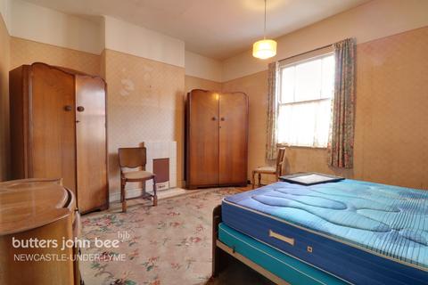 33 Ashfields New Road, Newcastle, ST5 2DH