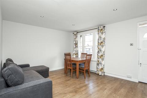 3 bedroom end of terrace house to rent, Gateway Mews, Shacklewell Lane, London, E8