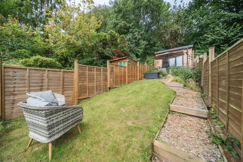 151 Brighton Road, Godalming, GU7 1PL