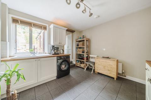 151 Brighton Road, Godalming, GU7 1PL