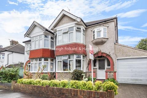 12 Nursery Close, Croydon, CR0 5EU