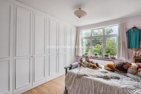 12 Nursery Close, Croydon, CR0 5EU