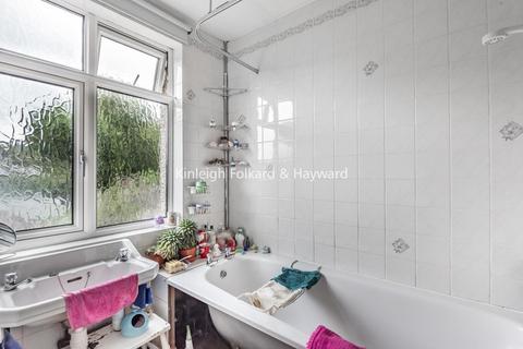 12 Nursery Close, Croydon, CR0 5EU