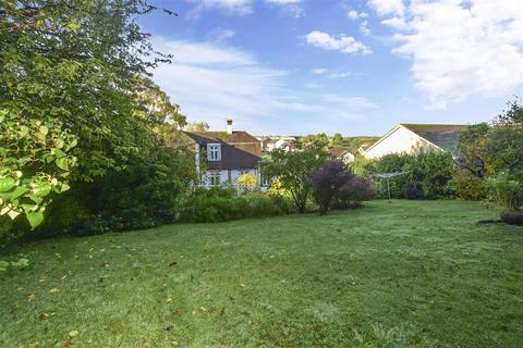 119 Downs Road, Istead Rise, Gravesend, DA13 9HD