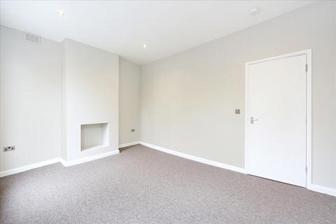 2 bedroom flat to rent, Moore Park Road, London, SW6