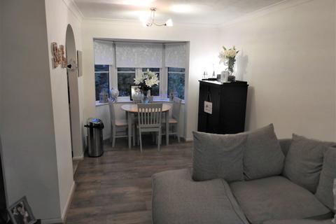 153 Autumn Drive, Sutton, SM2 5FA