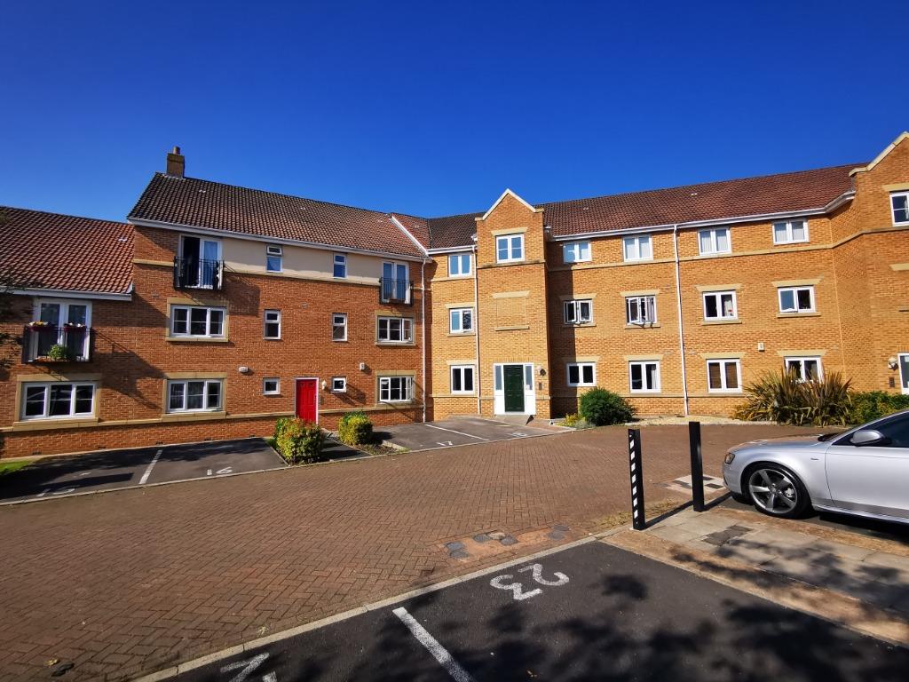 Kirkhill Grange, Westhoughton, Bolton, BL5 3ZE 2 bed flat £110,000