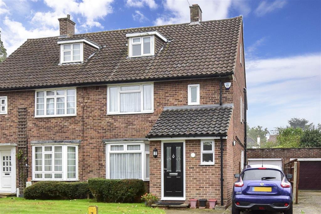 Stratton Avenue, Wallington, Surrey 3 bed semidetached house £625,000