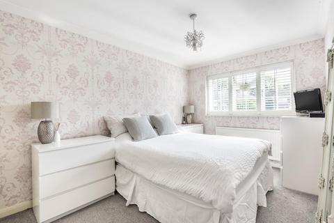 8 Sedgewood Close, Bromley, BR2 7QL